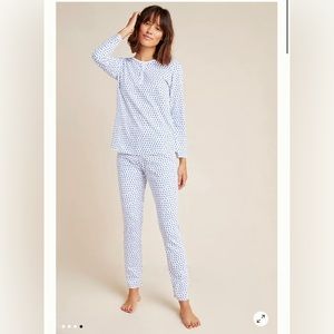 Roller Rabbit Hearts Sleep Set